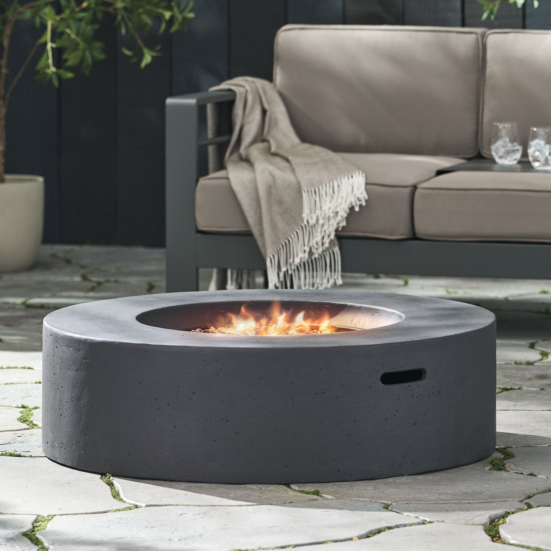 Modern Lightweight Concrete Outdoor Circular Fire Pit 50,000 BTU Dark