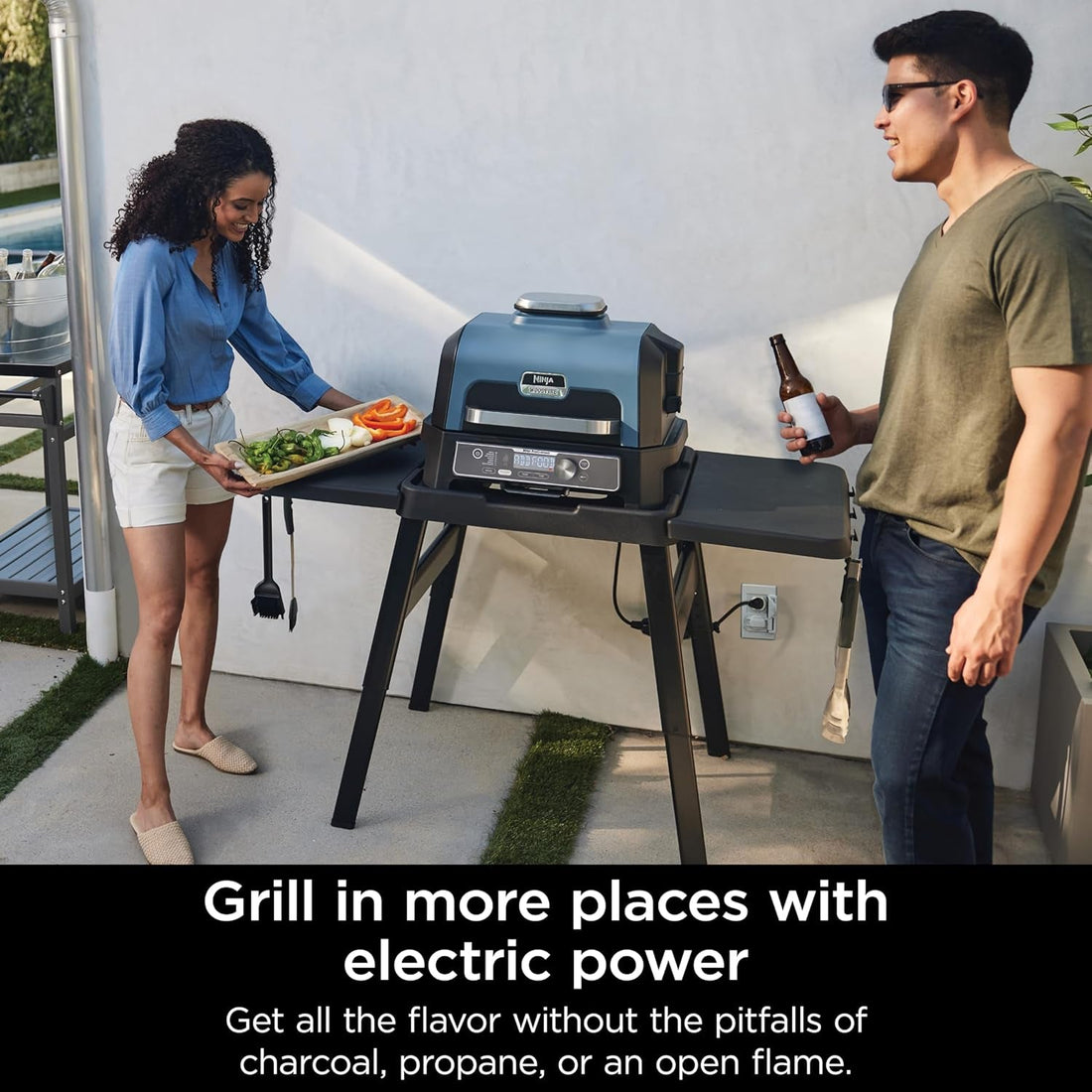 XL Smart Grill Smoker: 7-in-1, App Control, Black