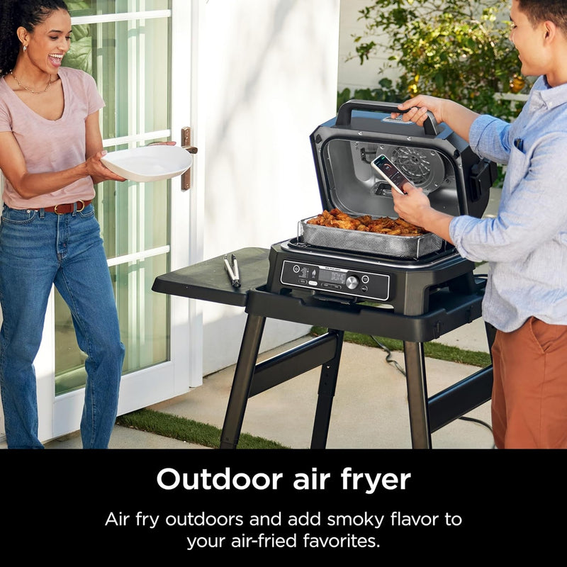XL Smart Grill Smoker: 7-in-1, App Control, Black
